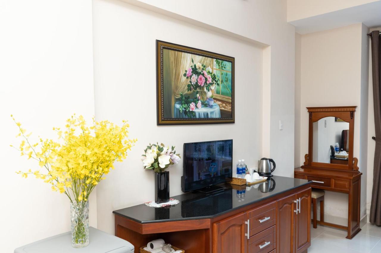 Queen Garden Hotel & Apartment Вунгтау Екстер'єр фото