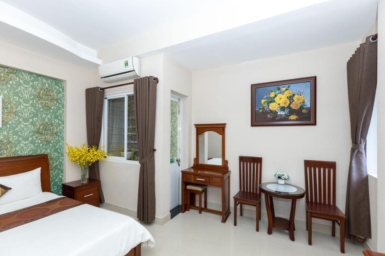 Queen Garden Hotel & Apartment Вунгтау Екстер'єр фото